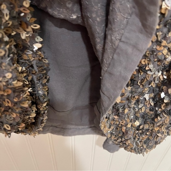 St. John Black and Gold Sequin Pencil Skirt NWT - Picture 3 of 9